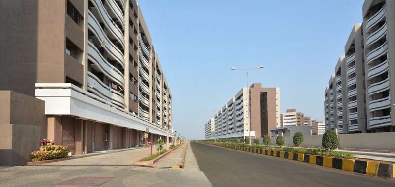 Rustomjee Global City